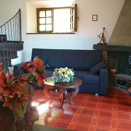 Holiday home In Wuith Garden Sasso Pisano