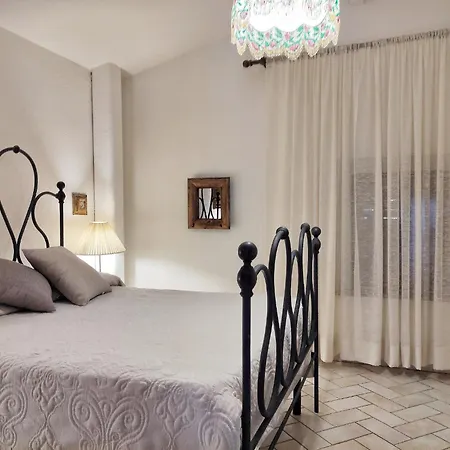 Holiday home In Wuith Garden Sasso Pisano